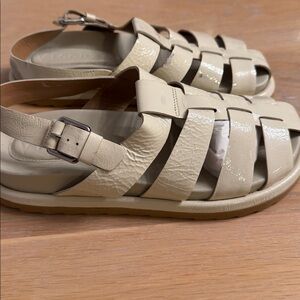 Vicenza Fisherman Sandals – Effortless Style Meets All-Day Comfort.